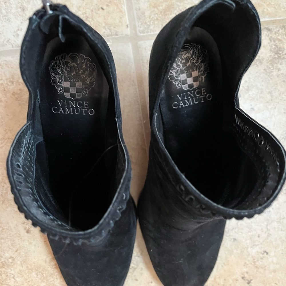 Vince Camuto suede leather boots - Picture 2 of 8